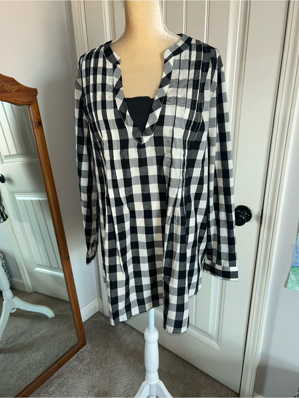 NEW Woman Within Black and White Buffalo Plaid Tunic Top Sz 22/24